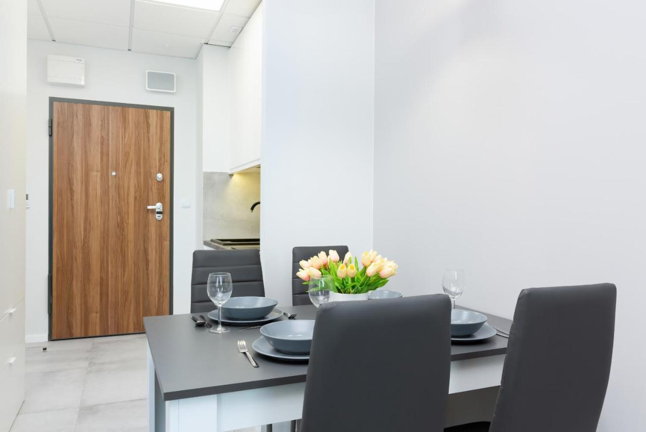 Apartments With Parking Warsaw Business Center By Noclegi Renters 外观 照片