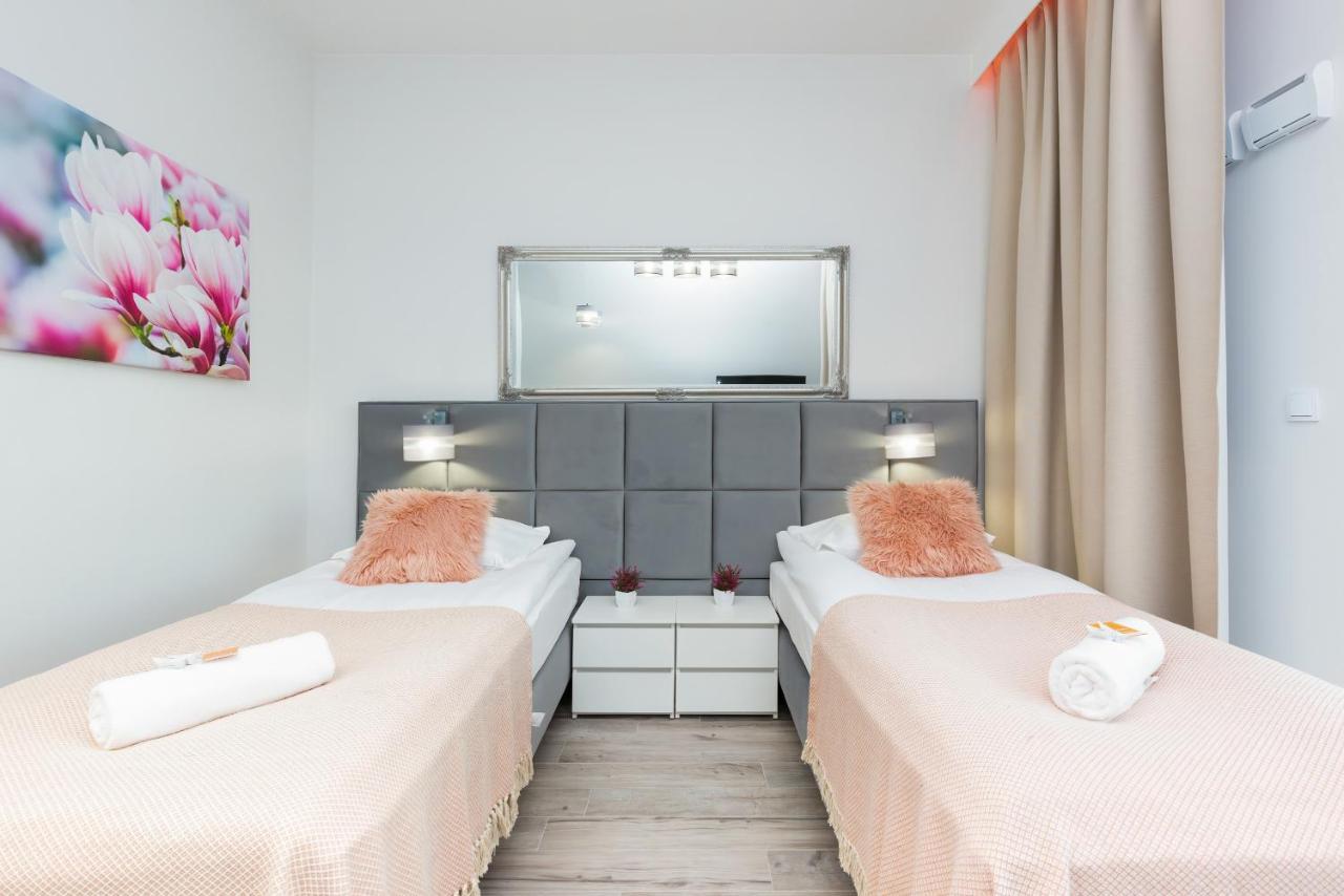Apartments With Parking Warsaw Business Center By Noclegi Renters 外观 照片